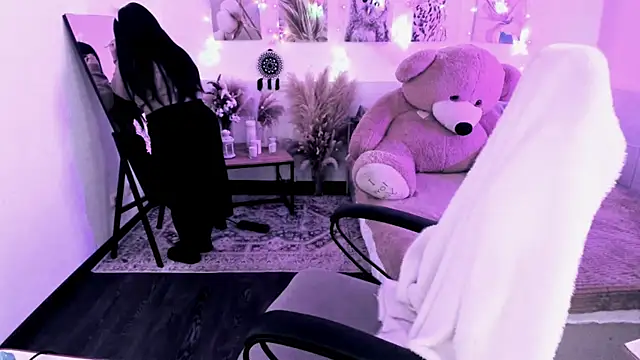 DiaAngell's Live XXX Chat