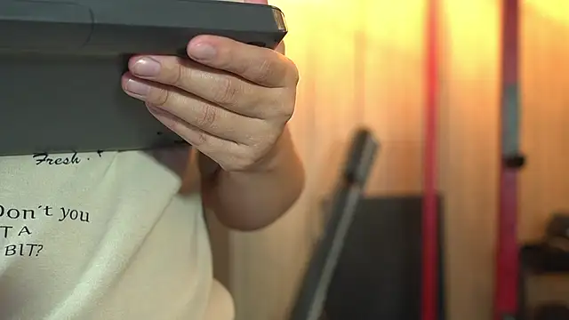 Tayler_Kim Chat XXX live