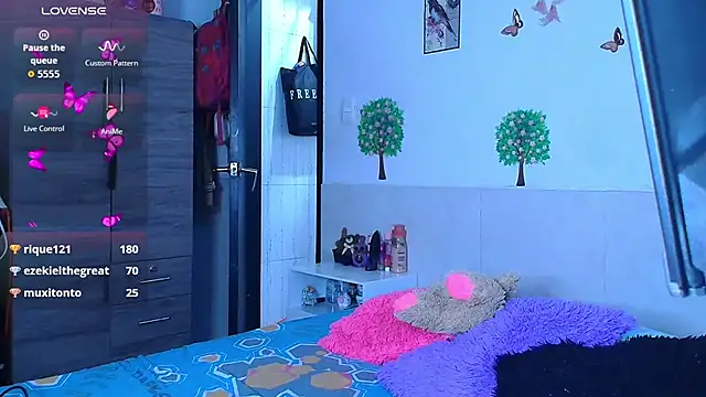 emily_cooper_t Chat XXX in diretta