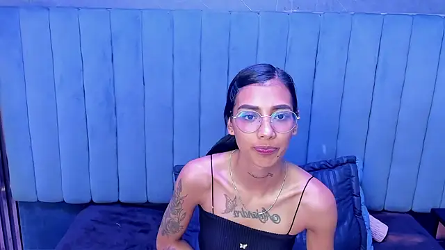 KarlaSlutSkinny__: онлайн-секс-чат