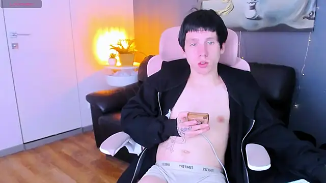 CutieKai_'s Webcam Show