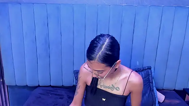 KarlaSlutSkinny__ Obrolan Langsung XXX