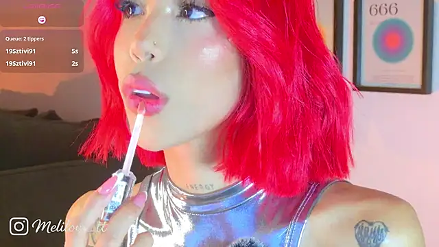 Živý XXX chat MelyTaylor_