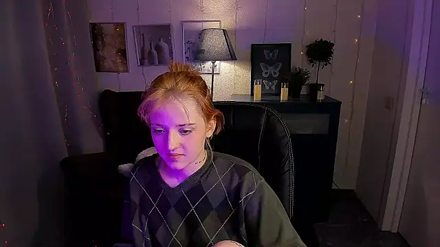 Chat +18 de SarahShelby ao vivo