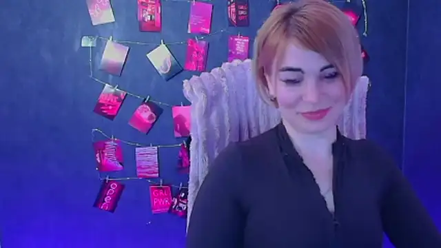 CuttieEmma Live XXX-Chat