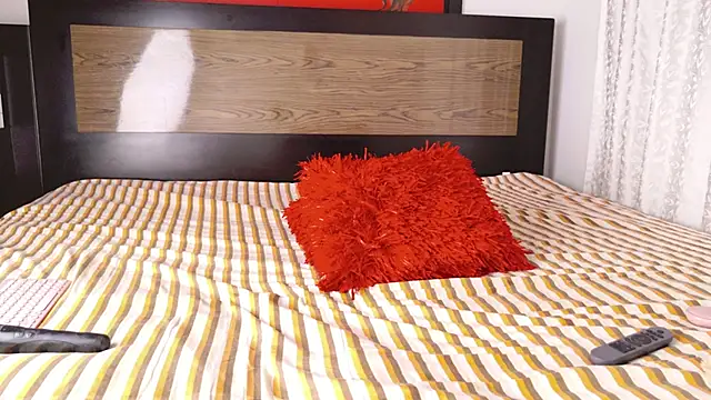 Chat +18 de Paula_Brown88 ao vivo