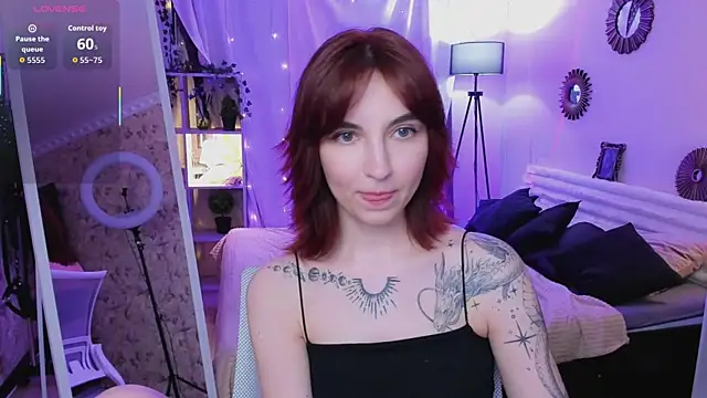 Chat +18 de VittoriaNix ao vivo