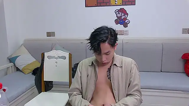 Similu-001 – Live XXX-chat