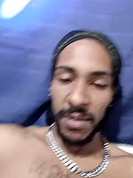 Mikaaa97 – Naživo XXX chat