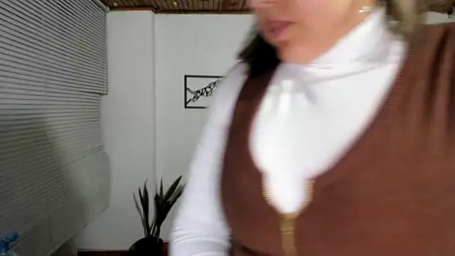 Chat XXX en directo de LinaBrowm