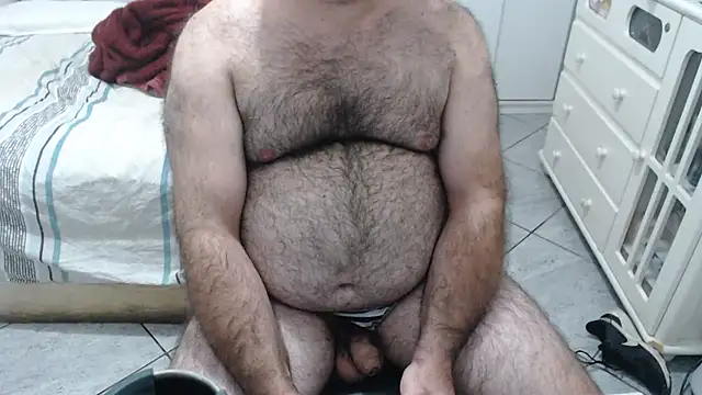 MysterBearMG's Live XXX Chat