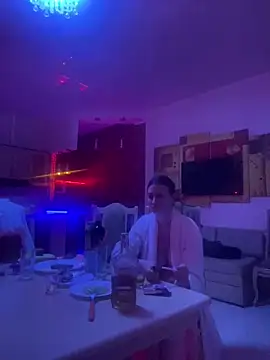 Flossy_Vettie: онлайн-секс-чат