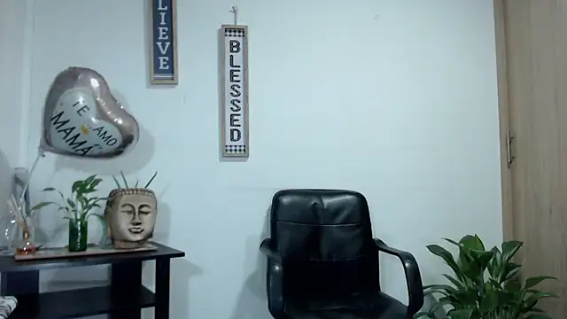 Chat +18 de pattymaturex ao vivo