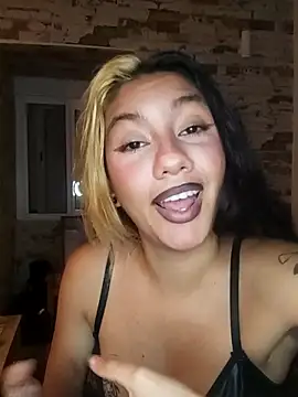 Chat +18 de Blvckweed ao vivo