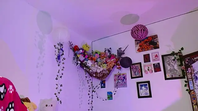 Chat +18 de Layla_quinn ao vivo