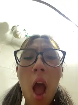 Chat +18 de StefanyLuxe_18 ao vivo