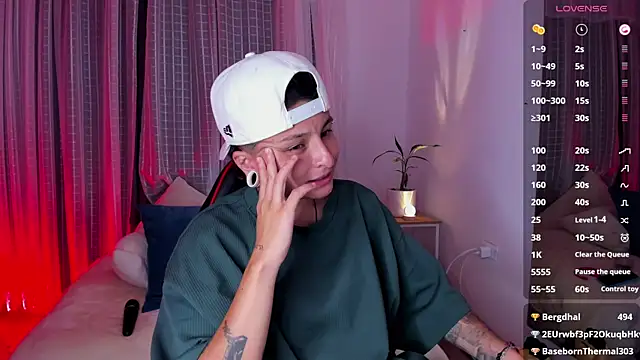 Chat +18 de Zury_Ramirez ao vivo