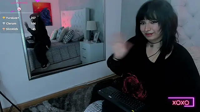 Chat +18 de Ivi_jones_ ao vivo