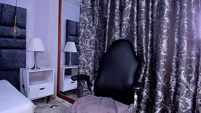 Chat +18 de melina_voss ao vivo