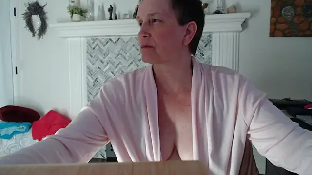 AuroraWillows' Webcam Show