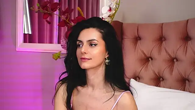 LadyAnyaa Adlı Modelin Canlı XXX Sohbeti