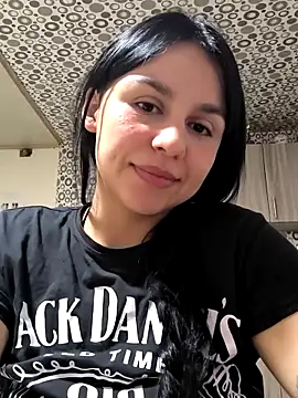 Chatroom XXX en direct de Daniela-rosee