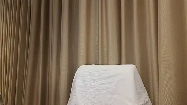 Онлайн чат XXX MissKateX