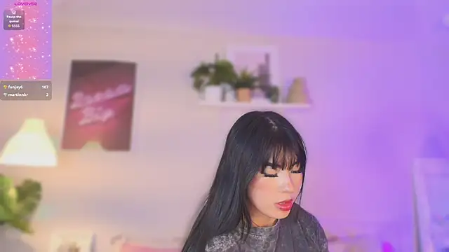 XXX chat uživo modela Jade-Naughty