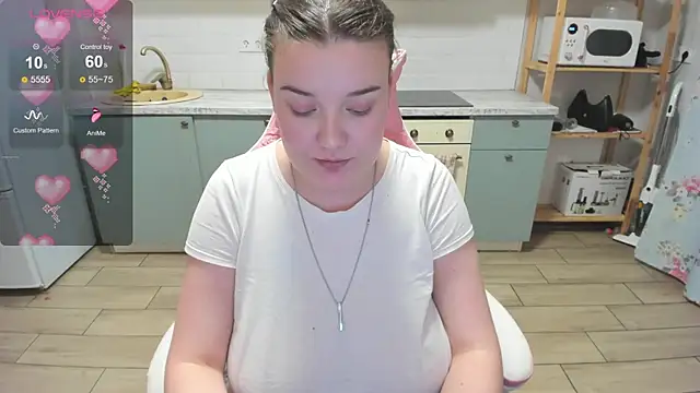 LinaElasm Chat XXX in diretta