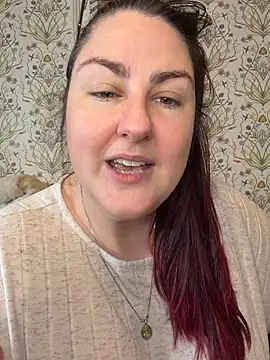 Lacey-BBW Chat XXX in diretta