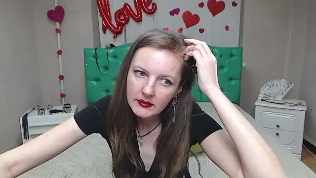 Czat XXX na żywo – MeganPirs