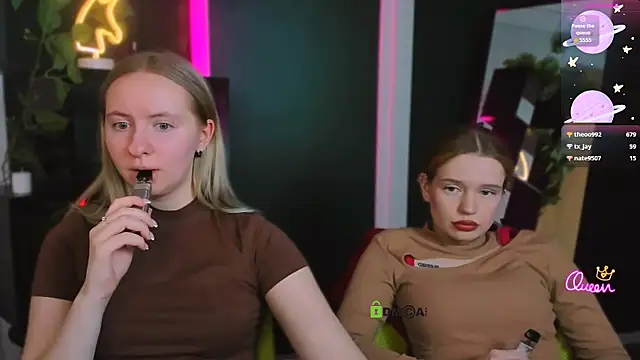 Show modela mila_glow1 na web-kameri