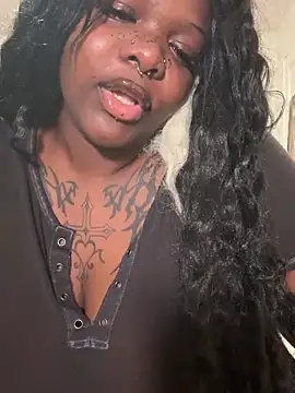 Chat +18 de Nyla_xox ao vivo