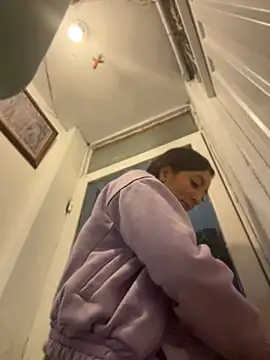 XXX chat uživo modela SALOME_KORLAND