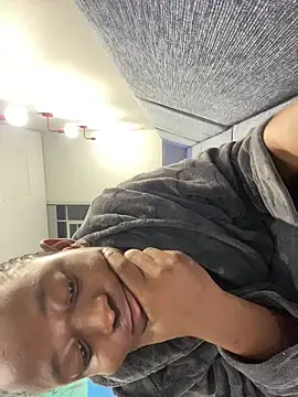 Slowbur 在線直播表演