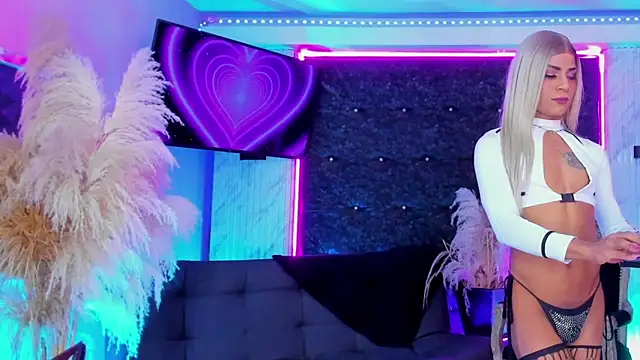 Queens_Wonders_Blonders 웹캠 쇼