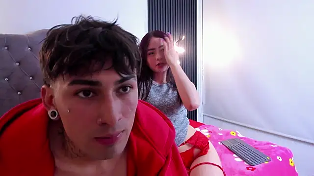 Kenji_n_Rousse's Webcam Show