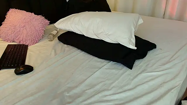 Miah_hilton2のライブXXXチャット