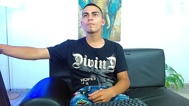 lucass_18 – Live XXX-chat