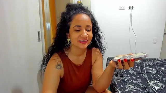 alaskmiller1のライブXXXチャット