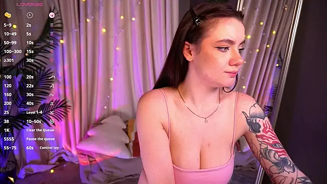 SinfulMoves Chat XXX live