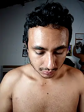 Simone_Miller: онлайн-секс-чат