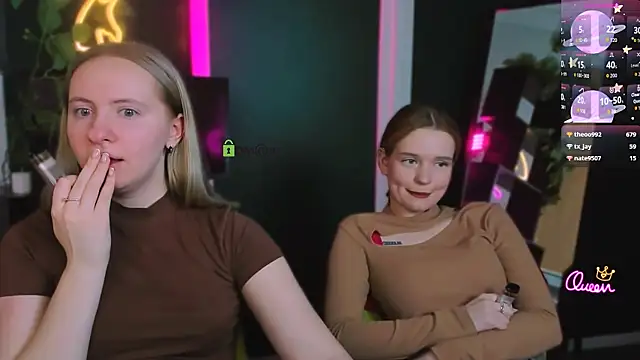 mila_glow1 Webcam-Show