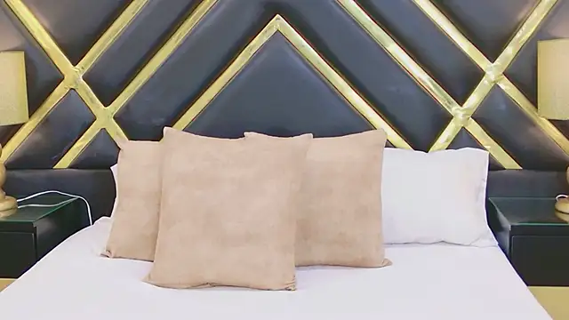 Chat +18 de AntonellaEscudero ao vivo