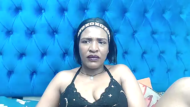 SpicyQueenxxxx's Live XXX Chat