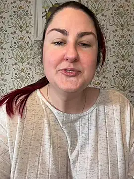 Lacey-BBW Chat XXX live