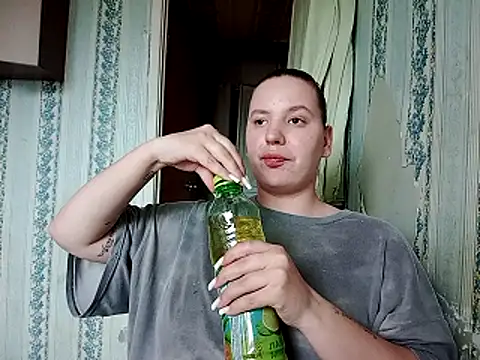 symmetryinvoid Webcam-Show