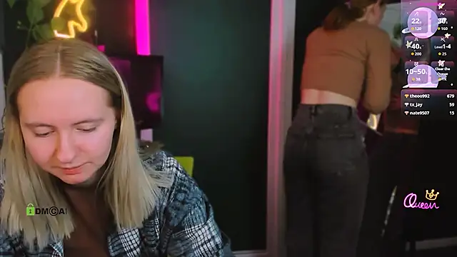 mila_glow1's Live XXX Chat