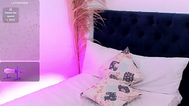 Dulce_andrea__ Adlı Modelin Canlı XXX Sohbeti