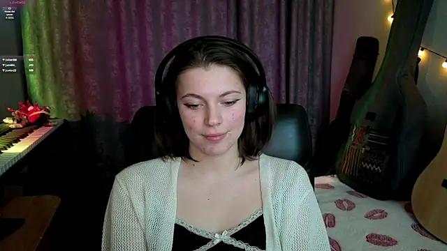 CutieAnny Webcam-Show